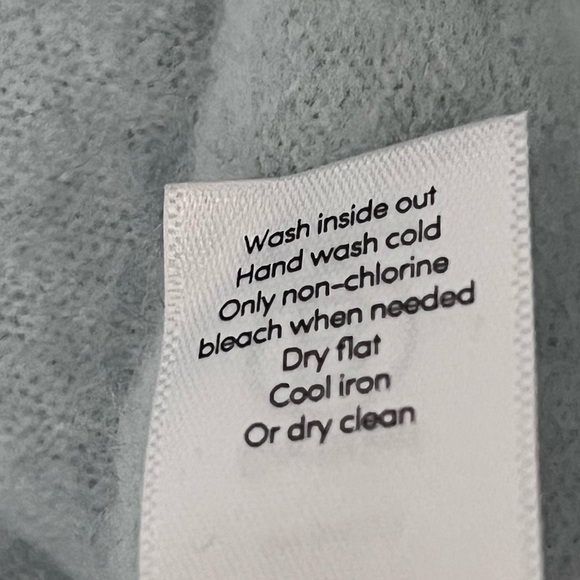 Athleta Transit Pullover Turtleneck Sweater Blue M Merino Wool Boho Lagenlook - Picture 8 of 11